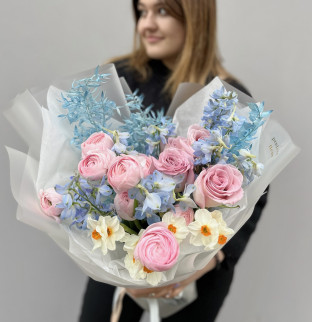 Kytice «Jarní snílek»