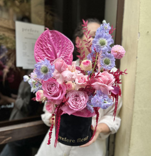 Kytice v krabici “Jahodová”