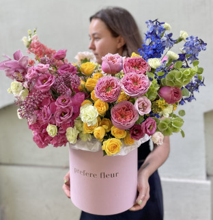 Art bouquet in a box “Summer colors”