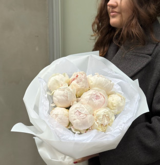 Bílé pivoňky 9 ks