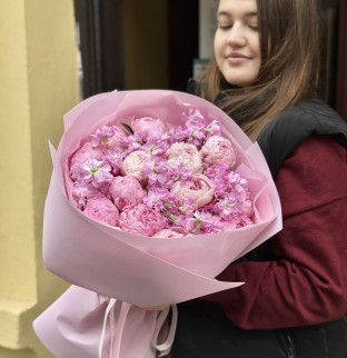 Pivoňky a matthiola